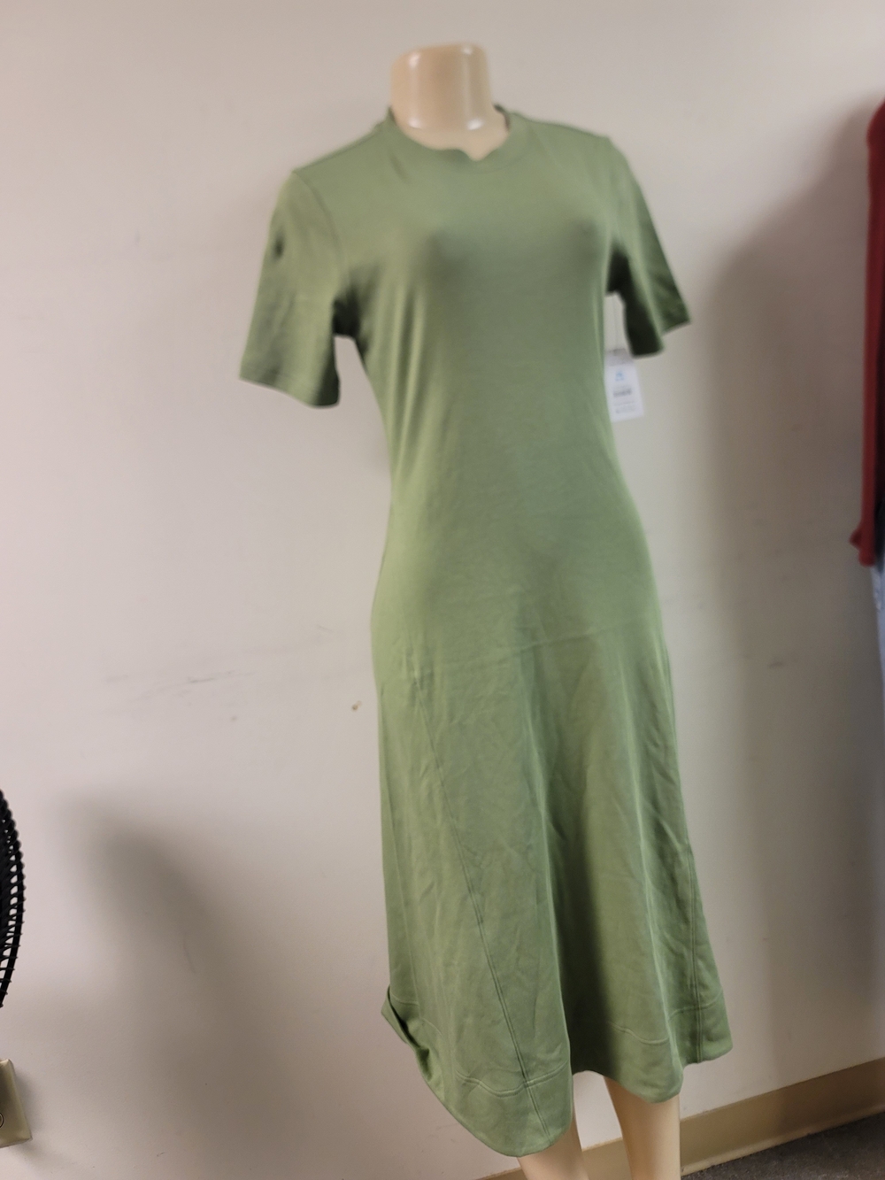 Classic Short-Sleeve Olive Green Midi Dress
